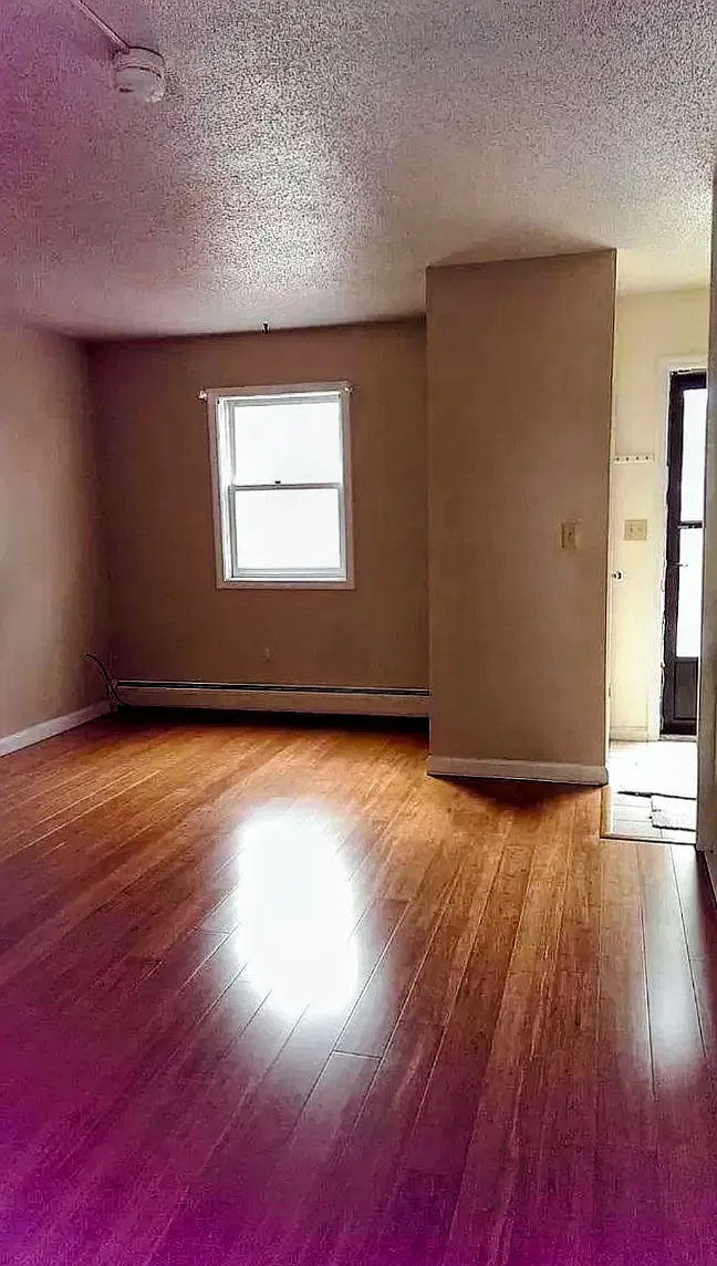 2 bed, 1000 sqft, $2,500 — Photo 3