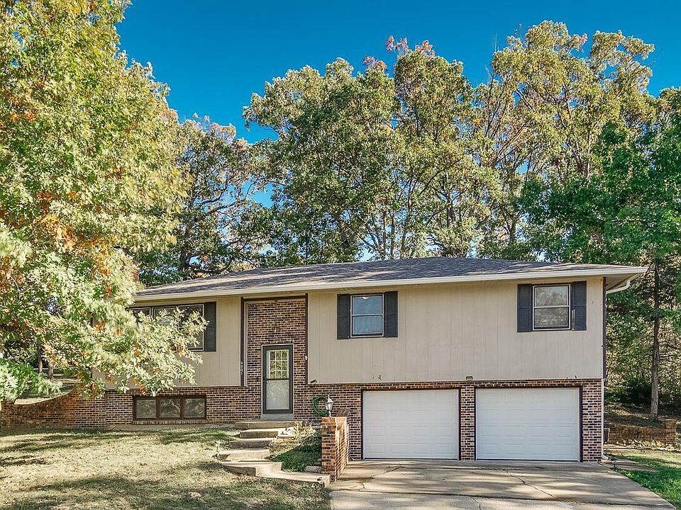 1st image of 4001 Dewberry Dr