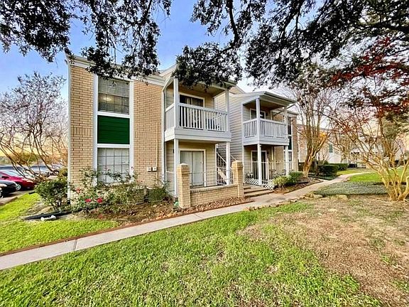 2nd image of 12660 Ashford Point Dr APT 404
