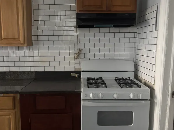 19 West 52nd Street image 2 of 9