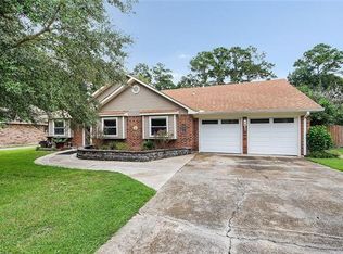 417 Woodridge Blvd, Mandeville, LA 70471