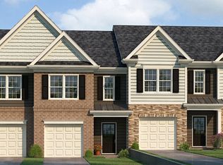 338 Manor Row, Pleasant View, TN 37146