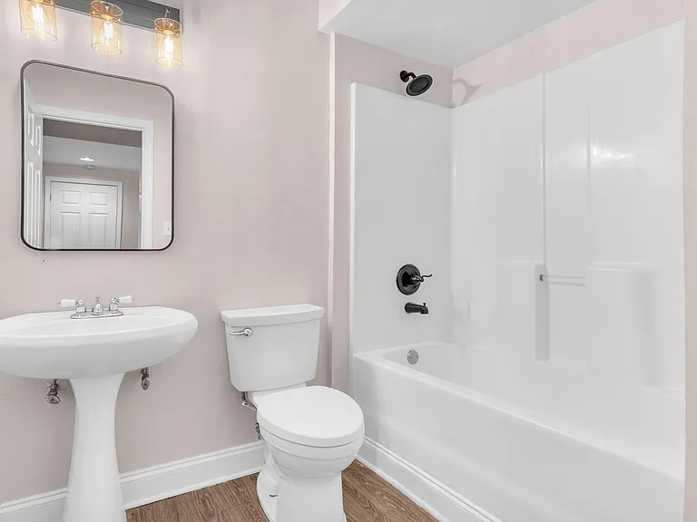 1046 Tilden St NW #C — Photo 20