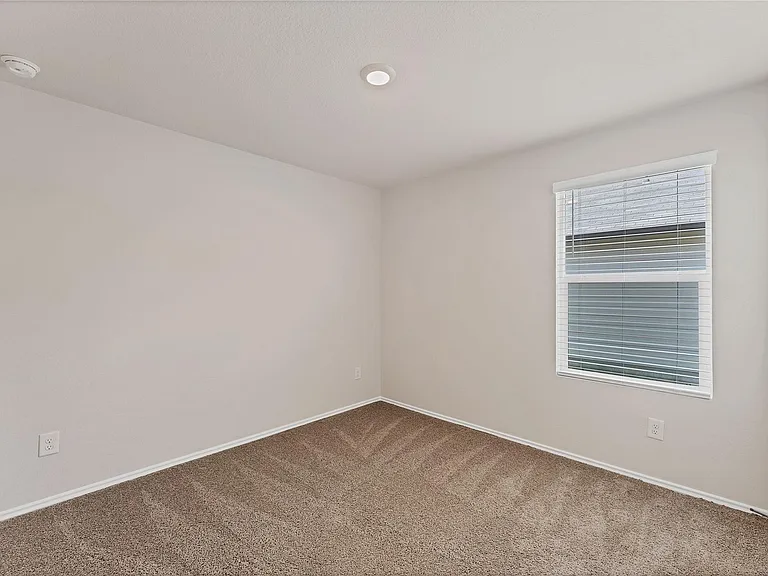 140 Fire Oak Dr — Photo 22