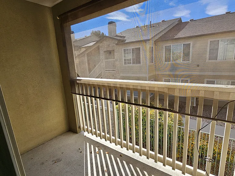 1435 S Galena Way #203 — Photo 11