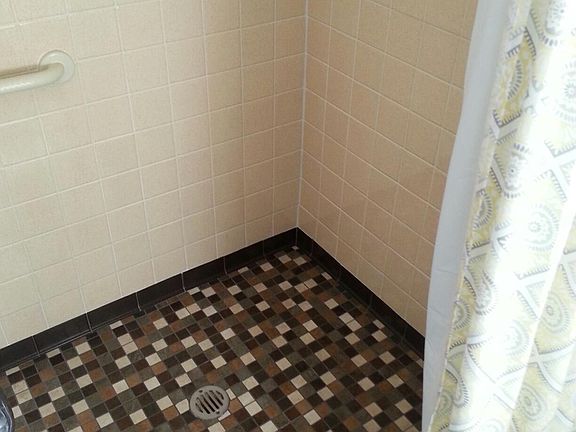 3rd image of 8947 Candlewood Ln