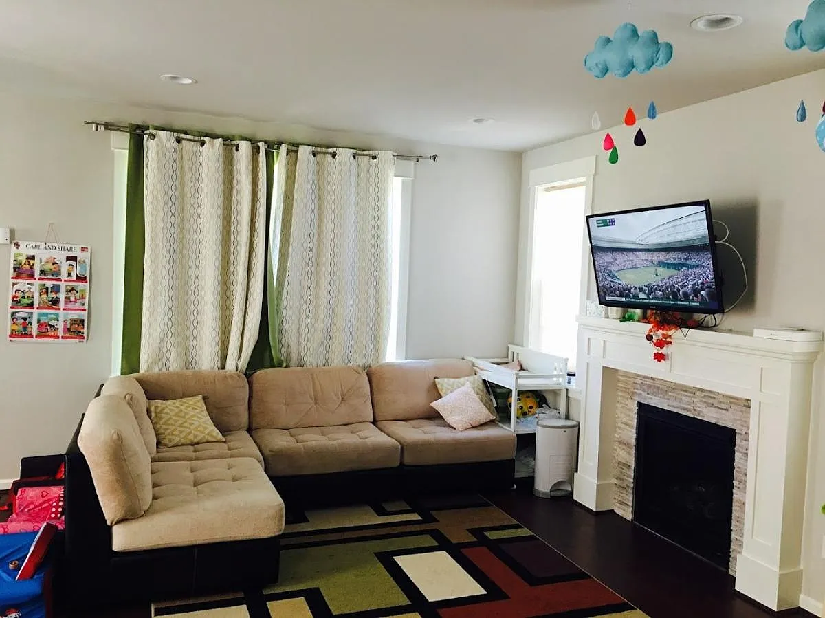 4 bed, 2.5 bath, 2202 sqft, $3,700 — Photo 3