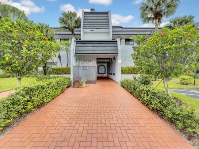 4242 Deste Court #202, Lake Worth, FL, 33467