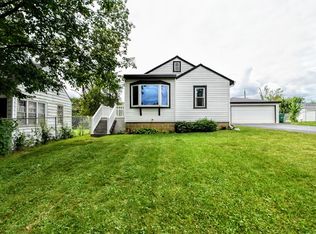 1620 Brentwood Dr, Round Lake Beach, IL 60073