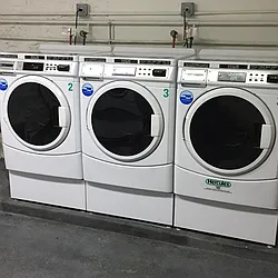 Rented by R New York