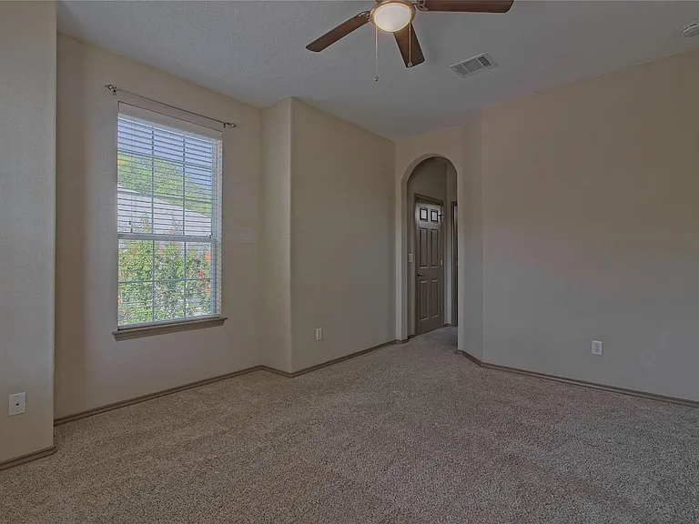 2903 Whisper Oaks Ln #A — Photo 20