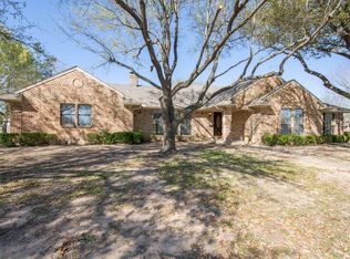 106 Juanita Ave, Wills Point, TX 75169