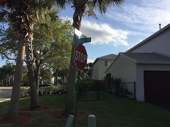 2nd image of 9549 N Vermosa Ln