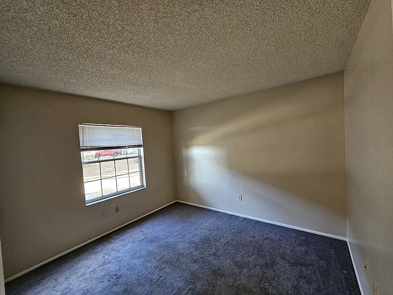 8225 Fairways Cir #1 — Photo 9