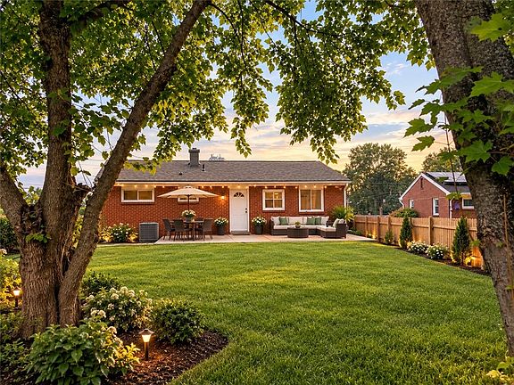 4th image of 905 Lindsay Rd