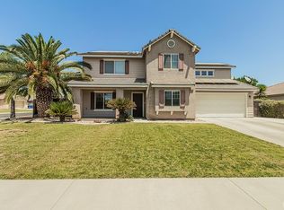 1260 W Muir Way, Hanford, CA 93230