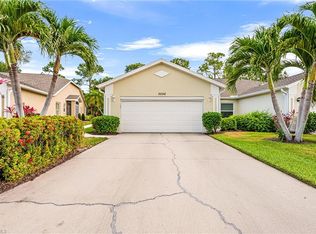 5696 Greenwood Cir, Naples, FL 34112