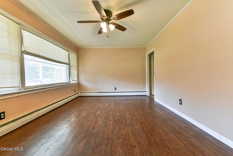 5th image of 59 Werner Road