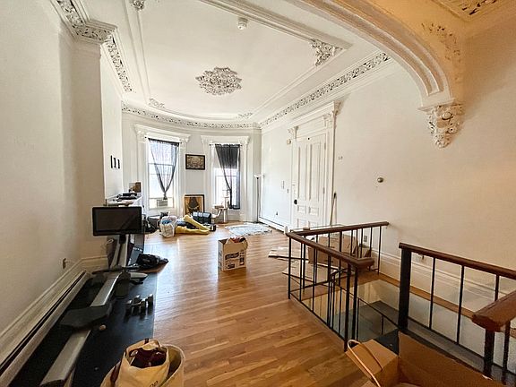2nd image of 670 Massachusetts Ave APT 1A