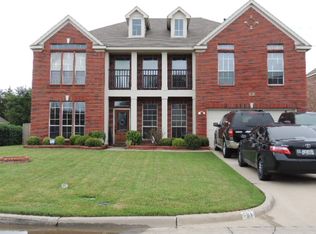 701 Crockett Dr, Mansfield, TX 76063