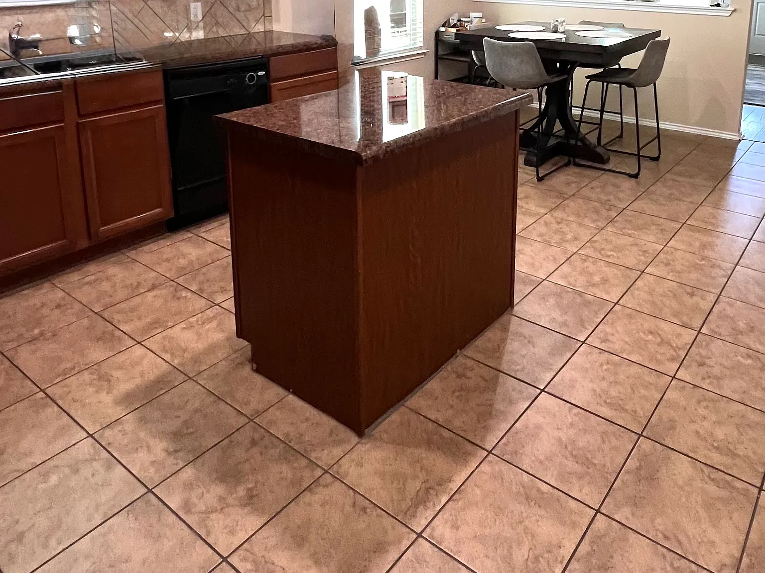 3 bed, 1645 sqft, $1,595 — Photo 3