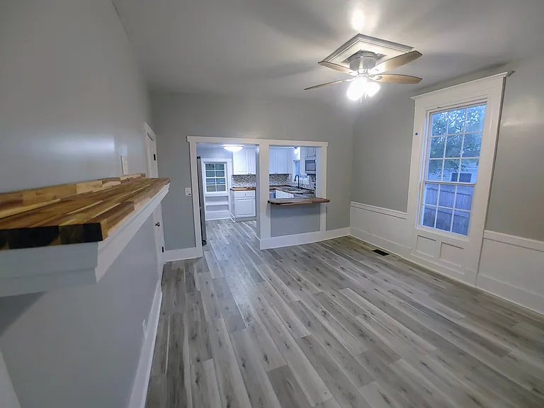 2505 Washington Ave — Photo 13