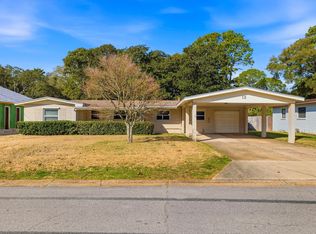 12 Waynel Cir SE, Fort Walton Beach, FL 32548