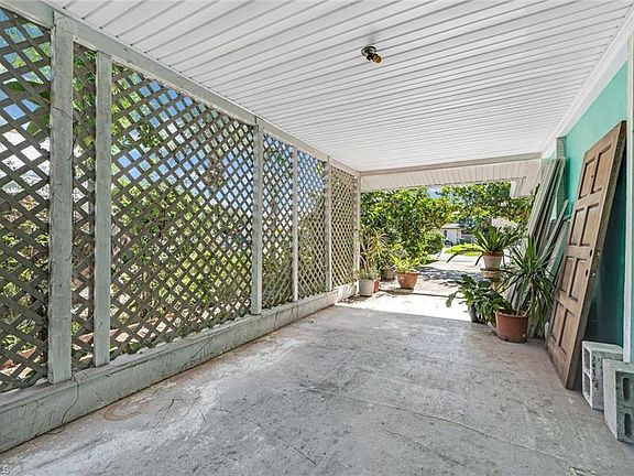 2nd image of 4547 Boabadilla St