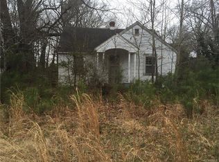 670 Johns Neck Rd, Weems, VA 22576