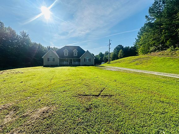 2nd image of 174 Collins Gibson Rd