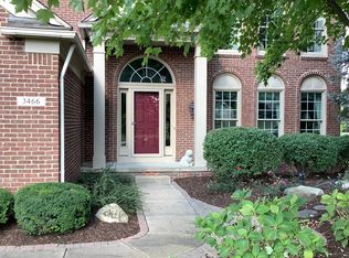 3466 Sussex Dr, Rochester, MI