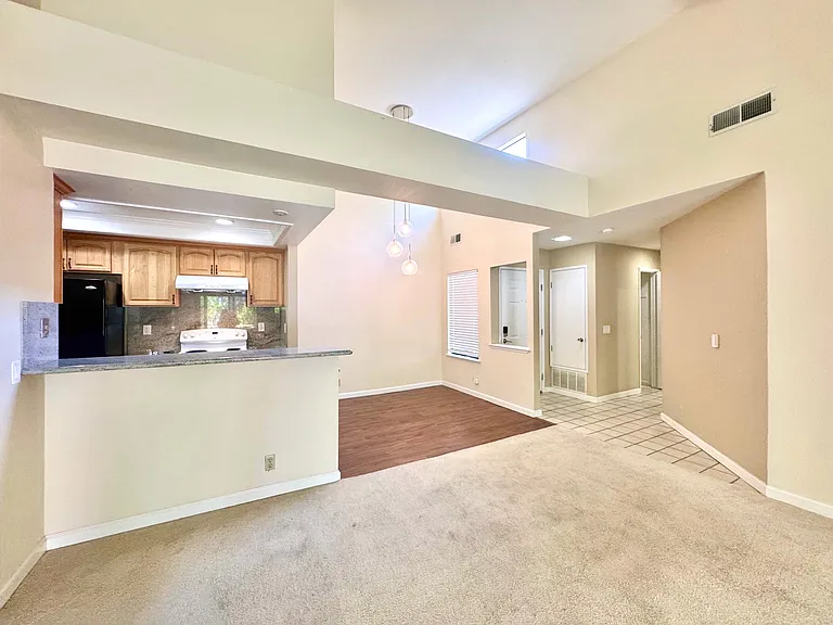 6436 Buena Vista Dr #B — Photo 21
