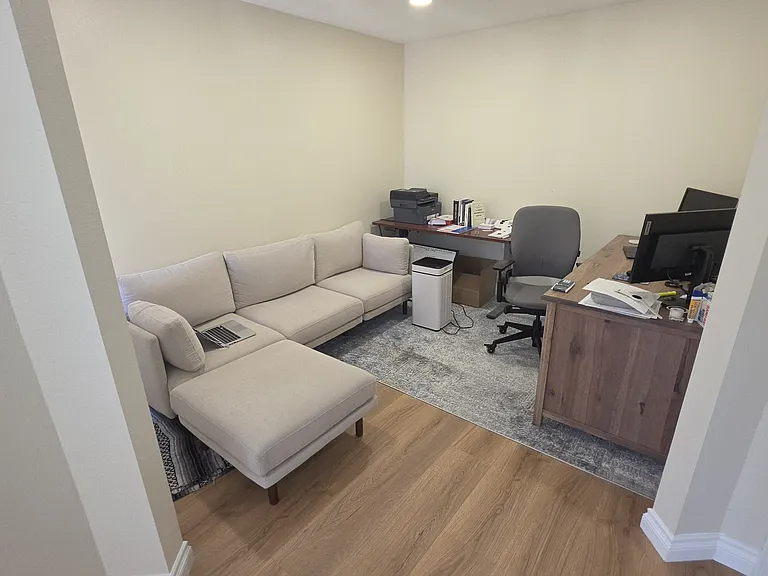 2794 Parkview Dr — Photo 30