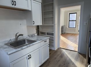5453 S Everett Ave #2A, Chicago, IL 60615