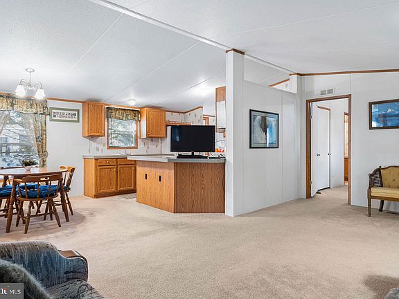 4th image of 27706 Oak Meadow Dr