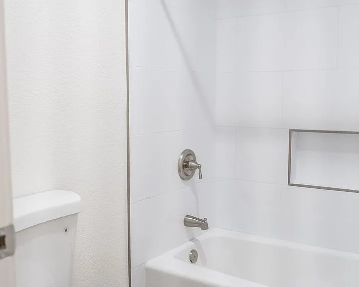 Sycamore Hills Village Apartments — Photo 24