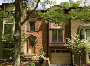 504 Thorncliffe Dr, Pittsburgh, PA 15205