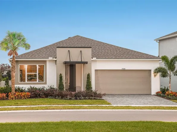 19200 Blue Pond Dr, Lutz, FL 33558