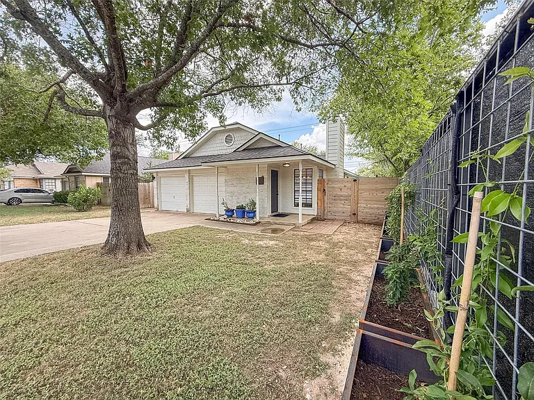 2313 Thornwild Pass — Photo 8