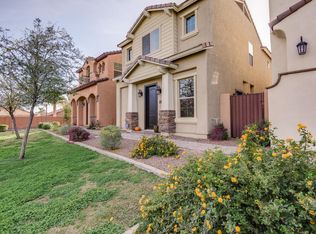 2017 E Heartwood Ln, Phoenix, AZ 85022