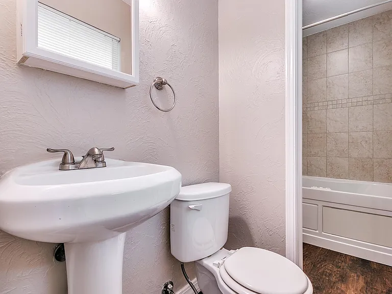316 Rosewood Dr — Photo 19