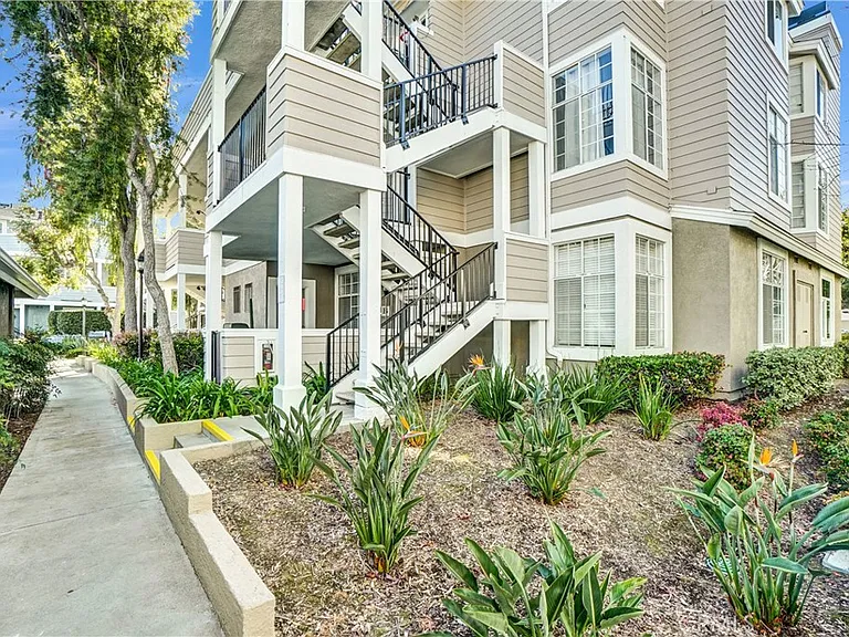23412 Pacific Park Dr #32D — Photo 3