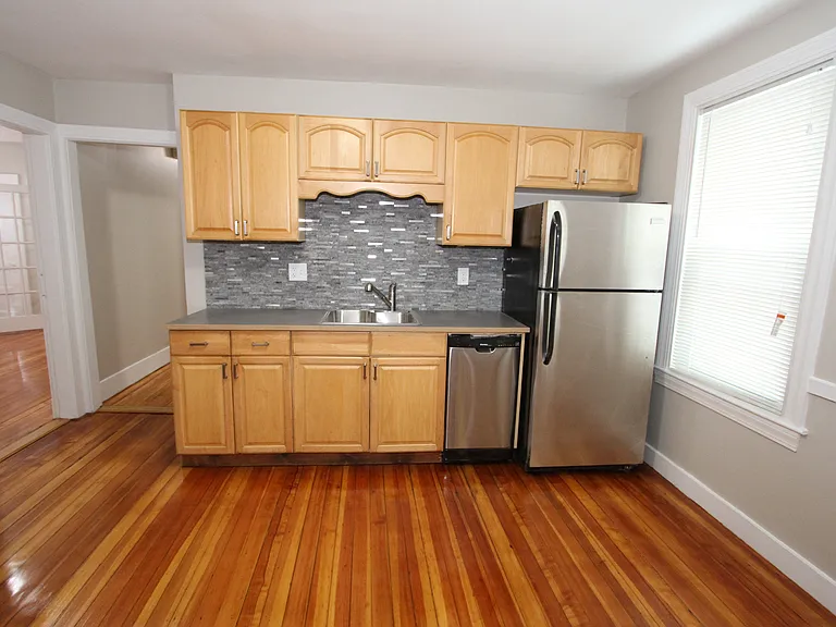 18 Howes St #2 — Photo 2