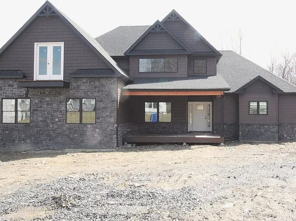 9 McDonald Ct, New Windsor, NY 12553