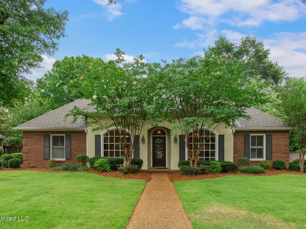 207 Hillside St, Ridgeland, MS 39157