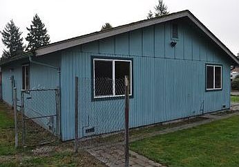 2nd image of 15510 11th Avenue Ct E