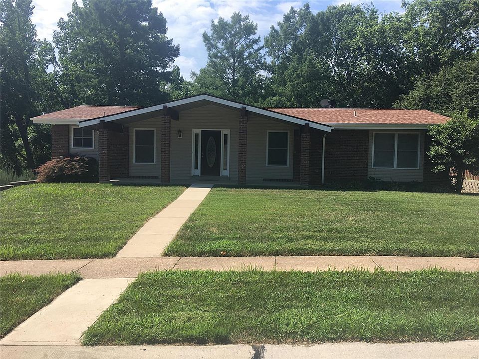 1st image of 11946 Shallowbrook Dr