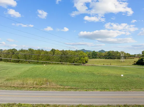 8012 Corryton Rd, Corryton, TN 37721