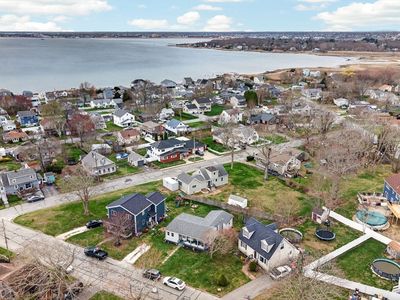 20 Manhattan Ave, Fairhaven, MA, 02719