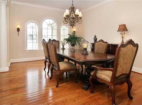 3rd image of 6098 Quin Abbey Ct W